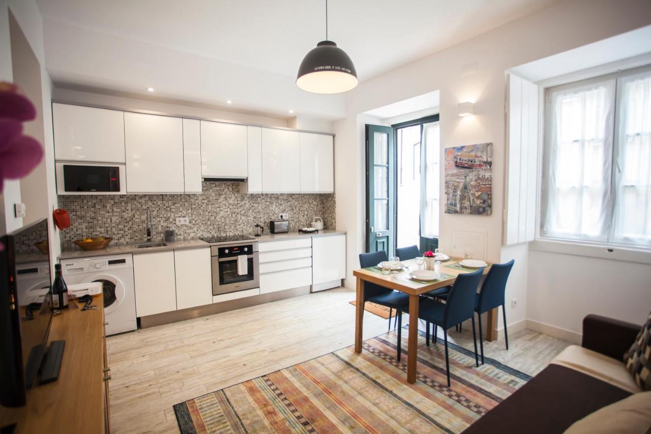Cosy Lisbon Tiles House Apartment Bagian luar foto